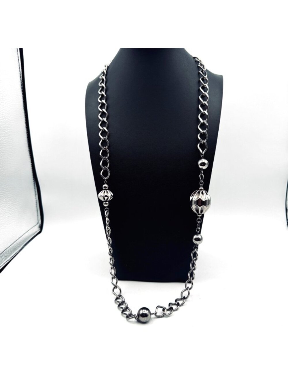 Vintage Chunky Metal Necklace Mid-Century Brutalist Silver Tone Beads Chain 32" - Picture 10 of 10